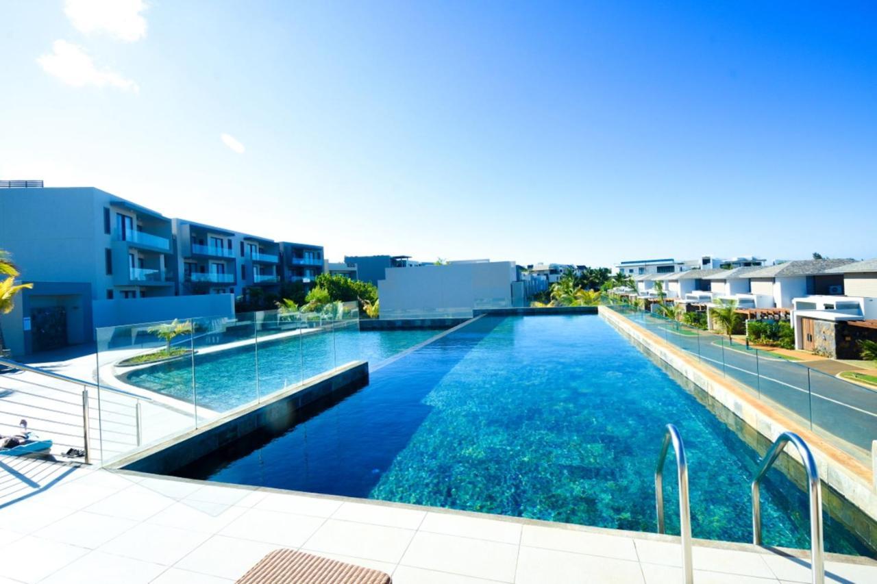 Apartment With 3 Bedrooms In Roches Noires, With Wonderful Sea View, Shared Pool, Terrace Rivière du Rempart Exterior foto
